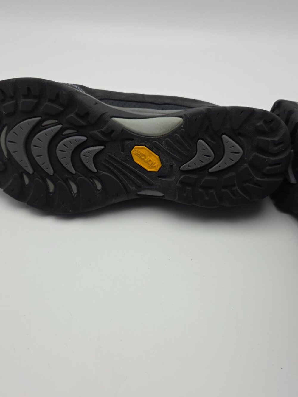 Ahnu Walking Shoes - Women's Size 8 - Picture 5 of 6